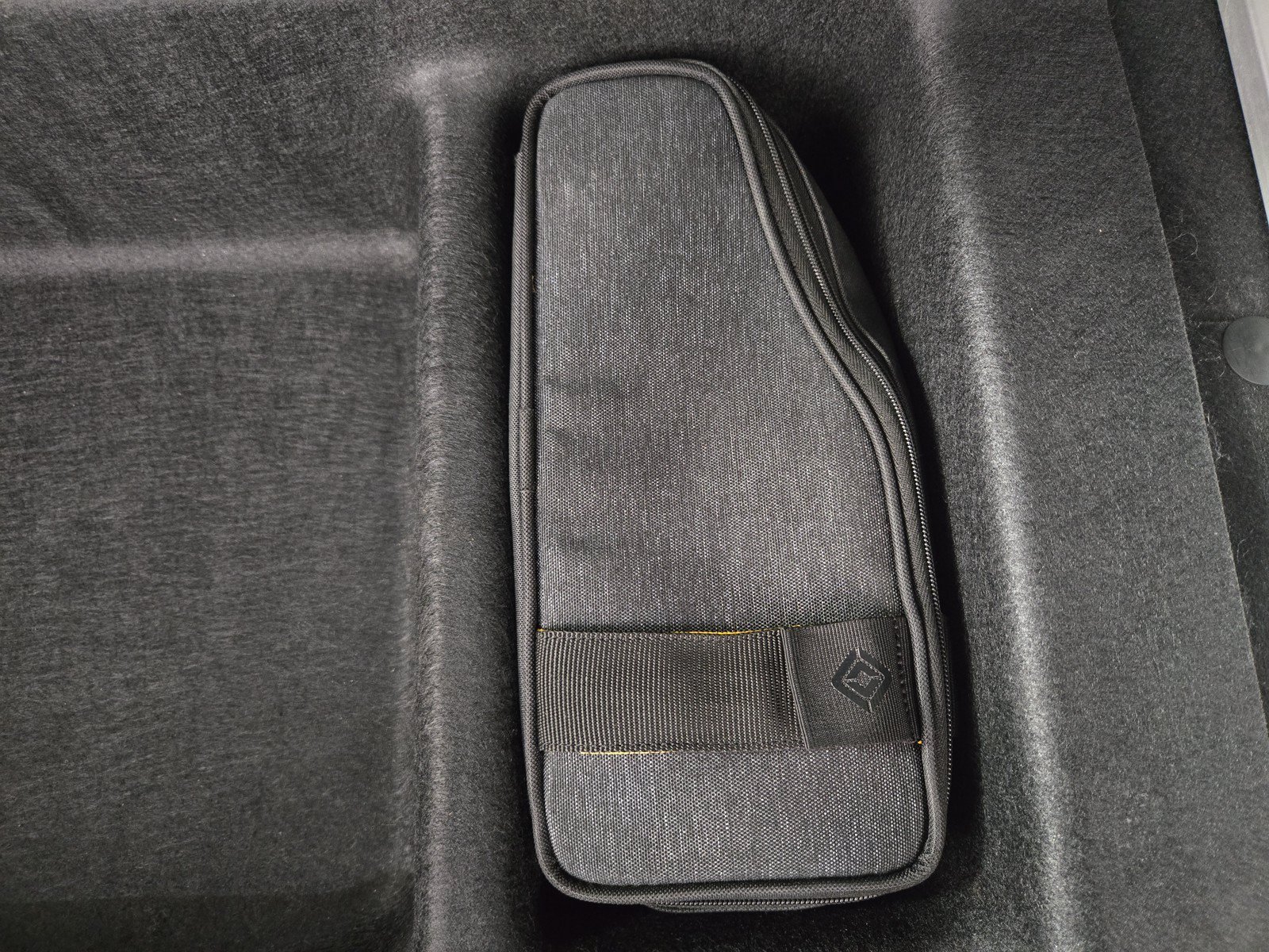 Used 2023 Rivian R1S Adventure AWD/4WD image 68
