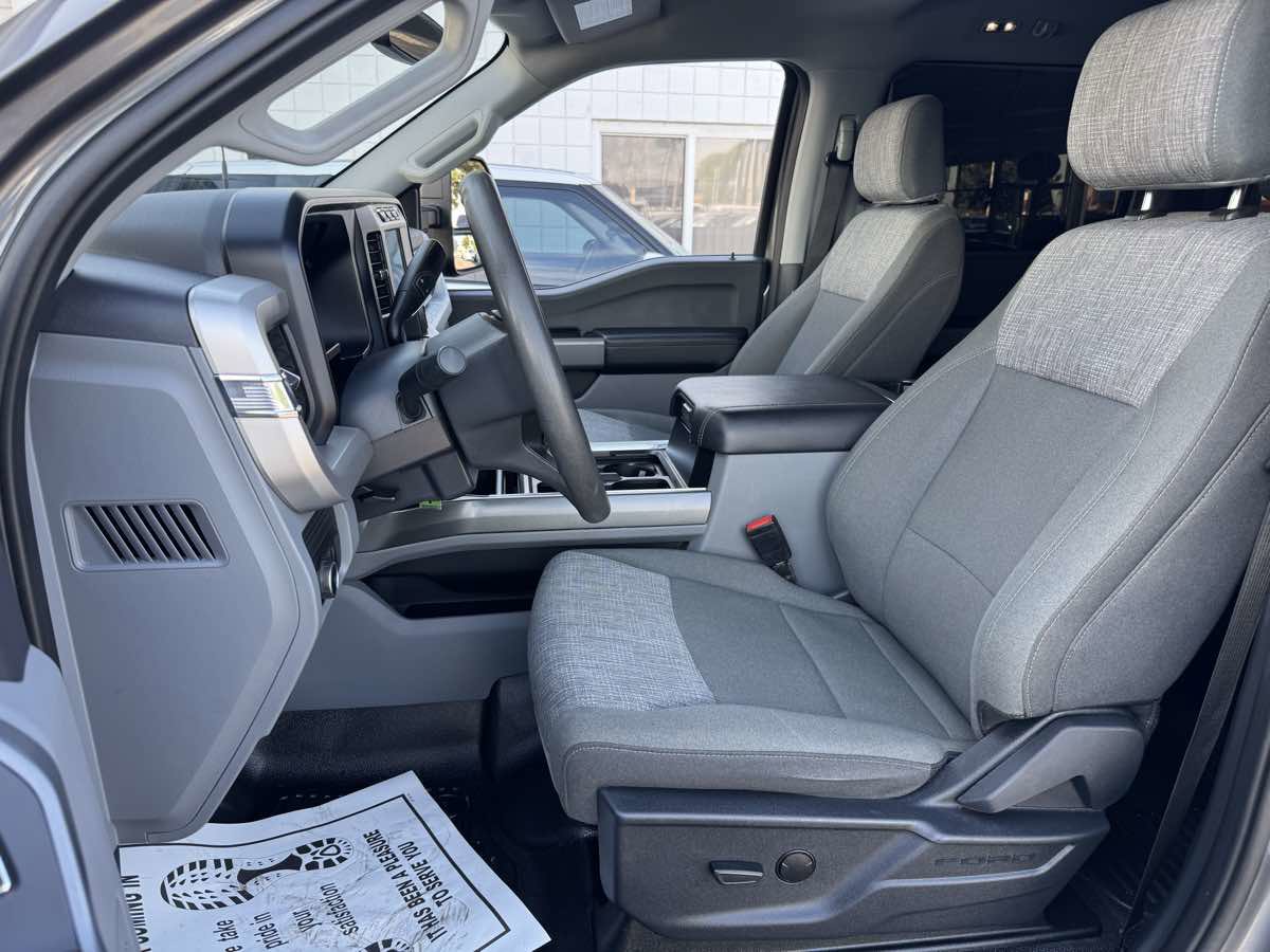 Used 2023 Ford F350 XLT w/ FX4 Off-Road Package image 6