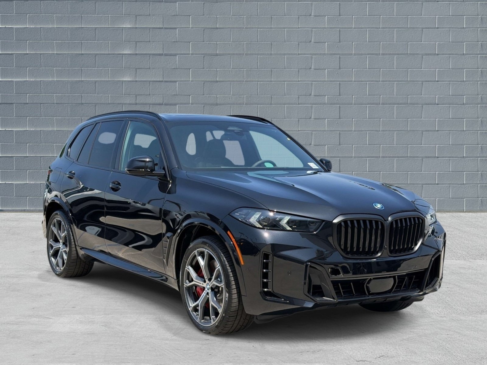 Used 2026 BMW X5 xDrive50e w/ M Sport Package AWD/4WD image 1