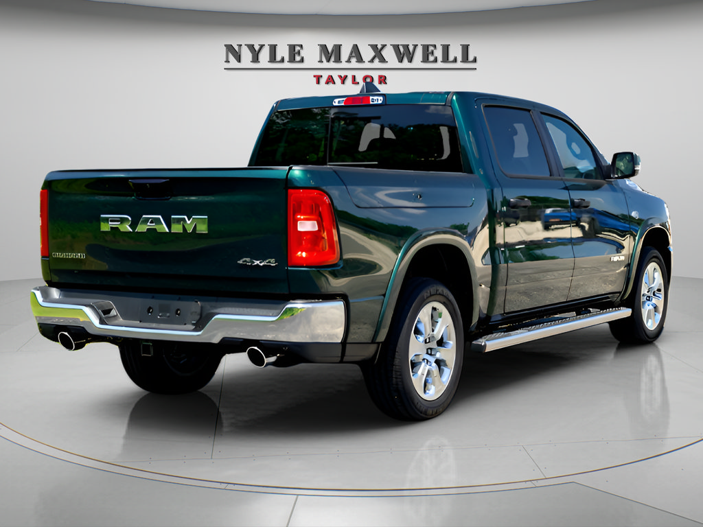 New 2026 RAM 1500 Big Horn AWD/4WD image 6