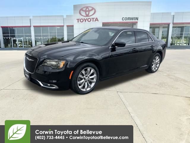 Used 2016 Chrysler 300 Limited image 7