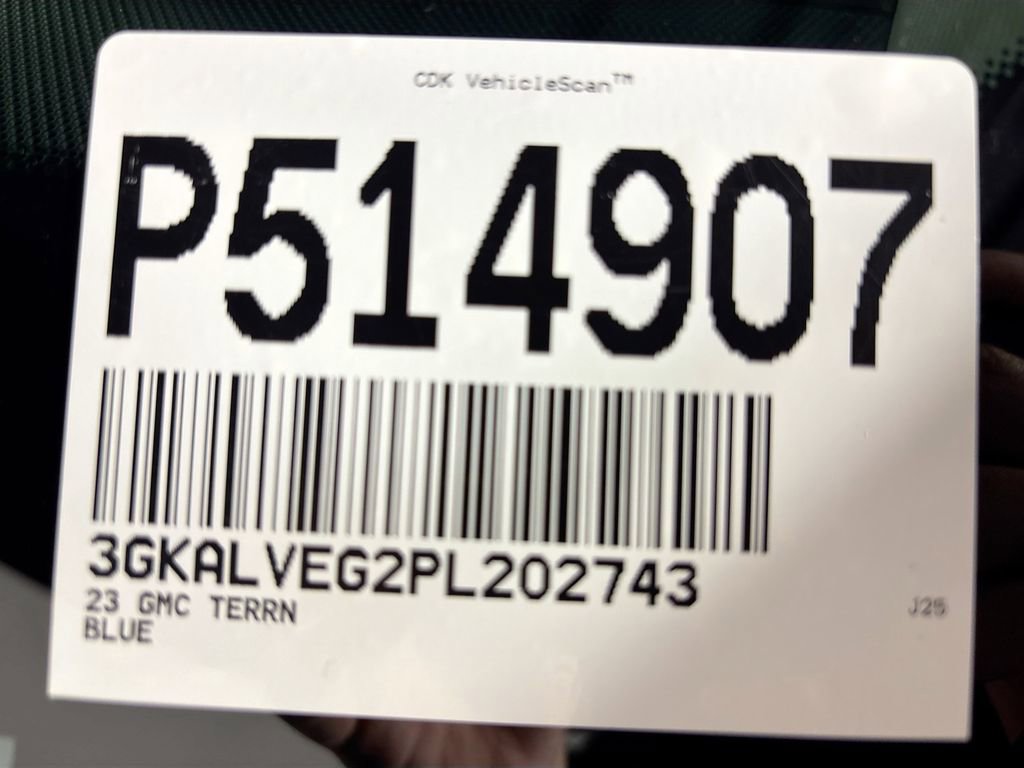 Used 2023 GMC Terrain SLT image 24