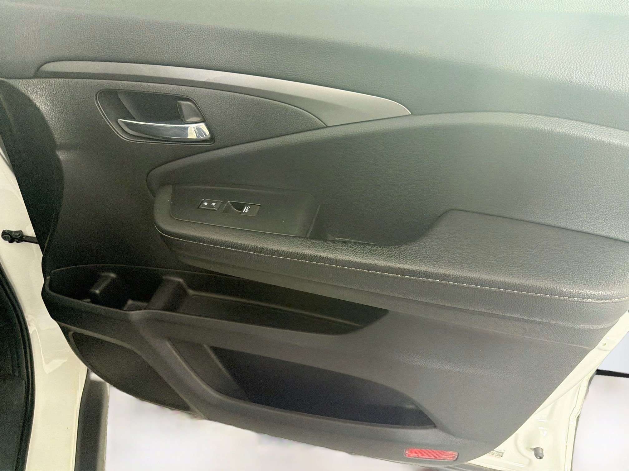 Used 2020 Honda Ridgeline Sport image 30