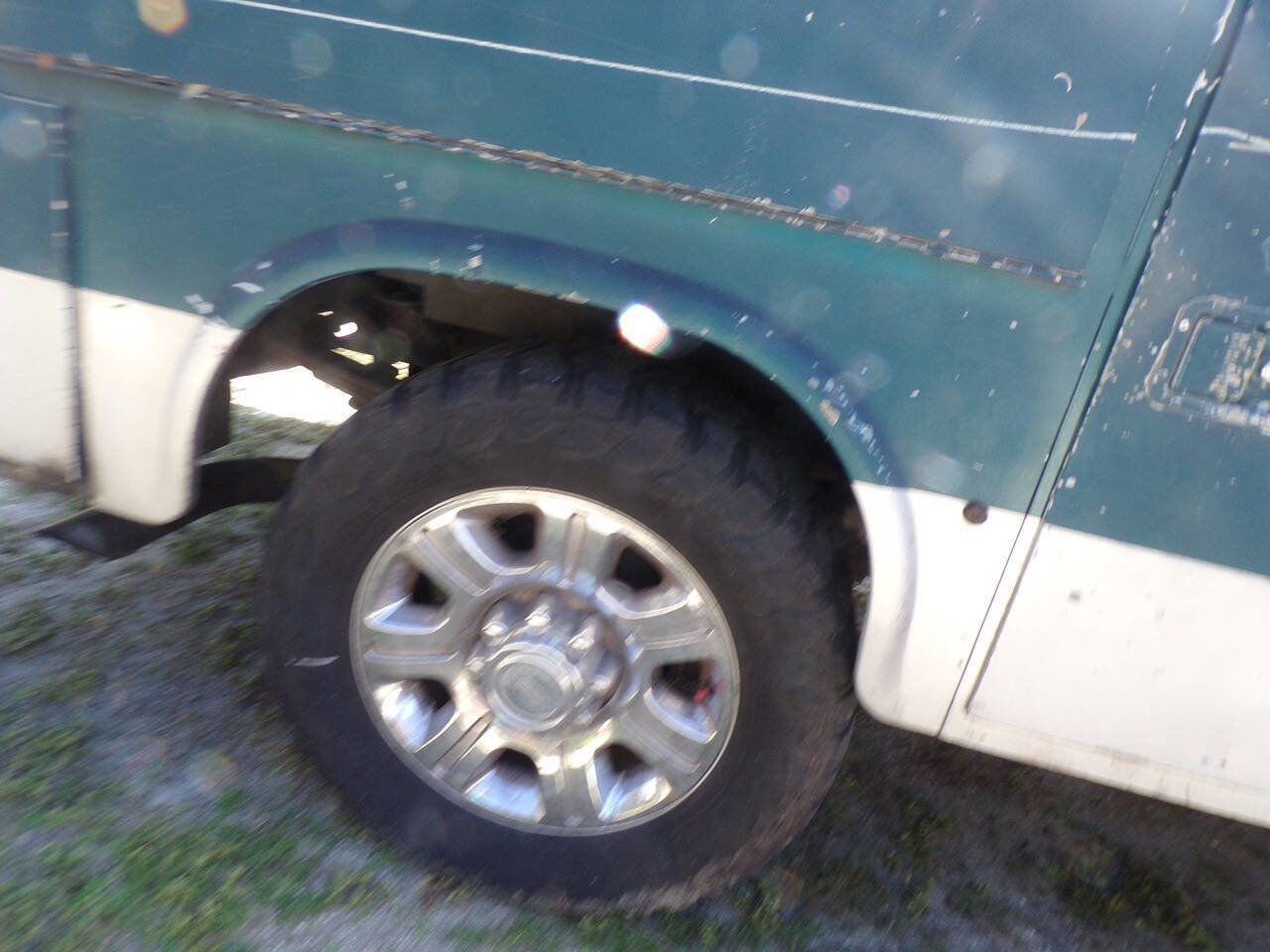 Used 2002 Ford F250 Lariat image 8