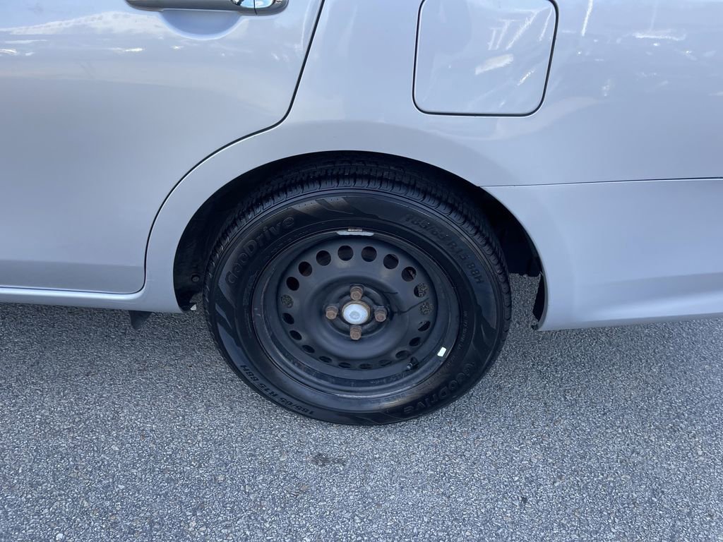 Used 2018 Nissan Versa SV image 10