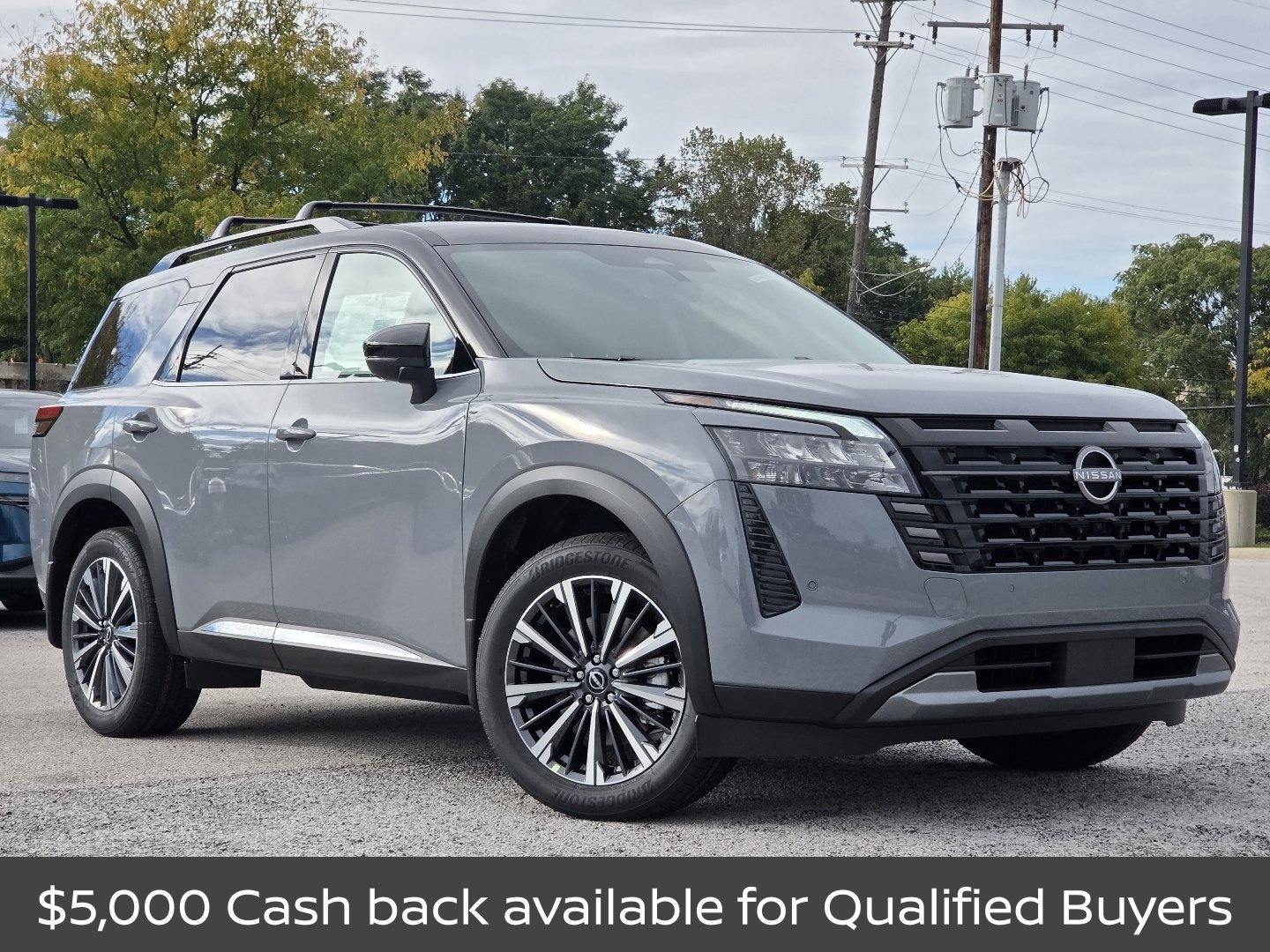 New 2026 Nissan Pathfinder Platinum AWD/4WD image 3