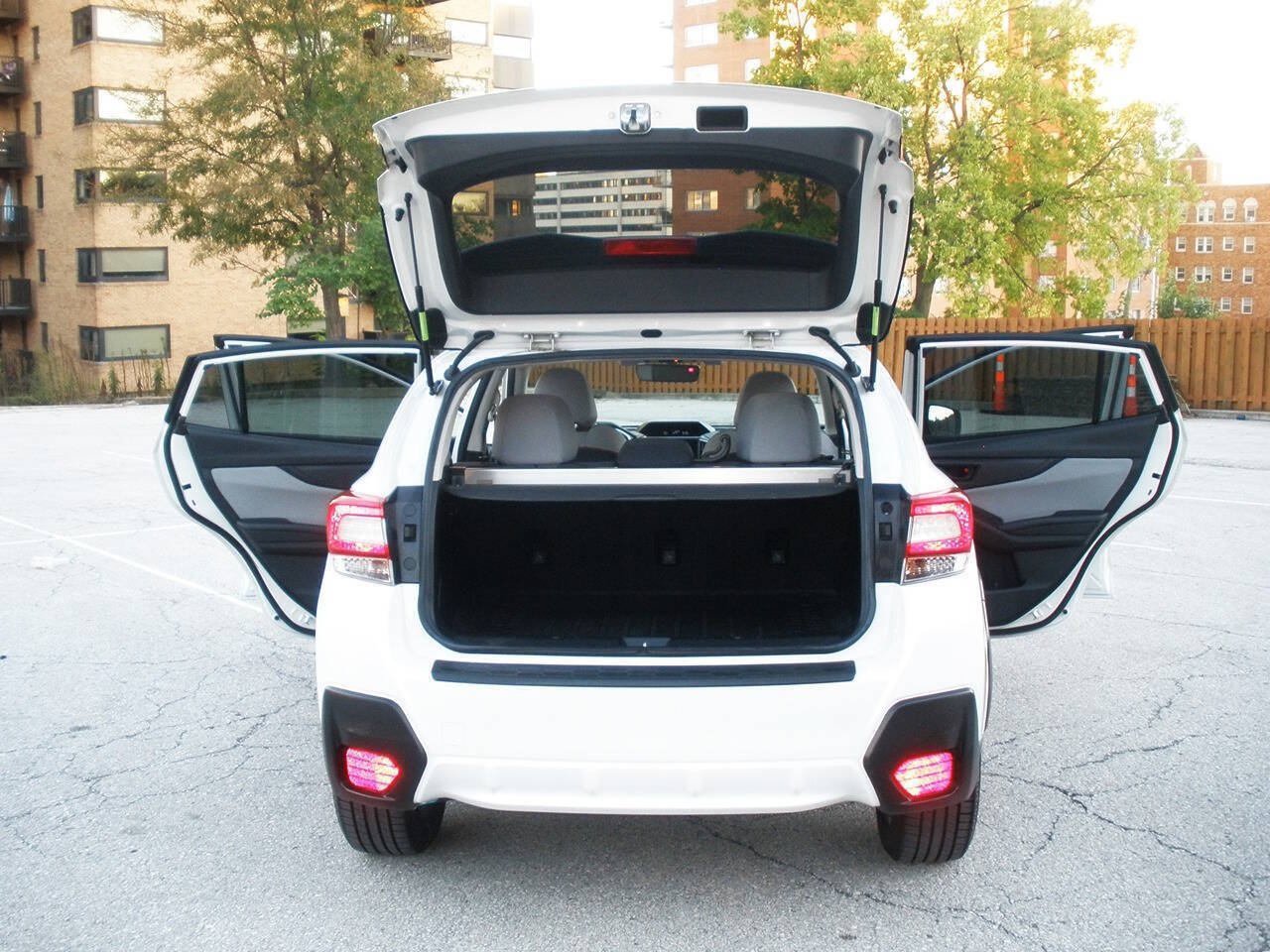 Used 2018 Subaru Crosstrek 2.0i Premium AWD/4WD image 19