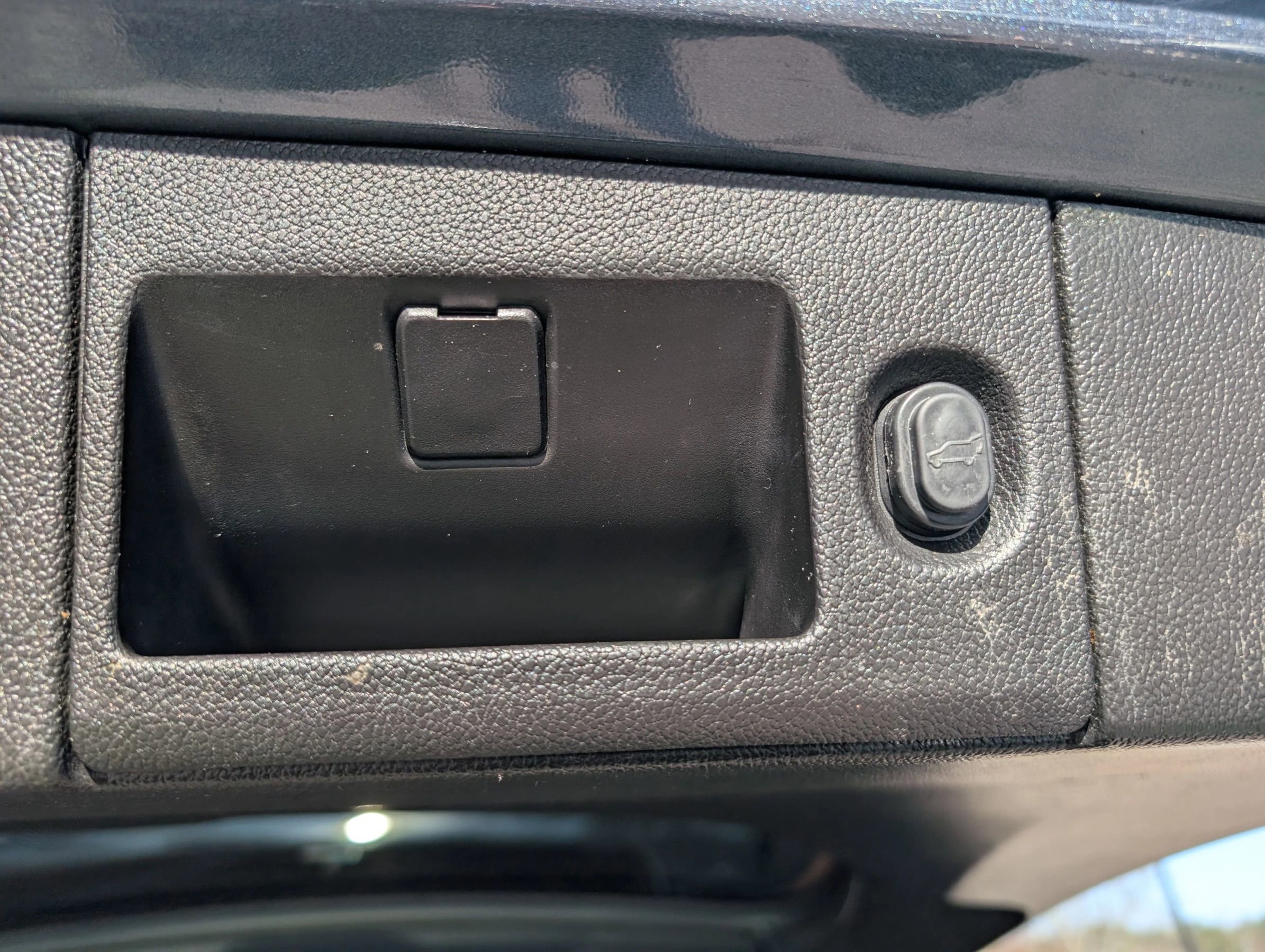 Used 2019 Chevrolet Tahoe LT AWD/4WD image 9