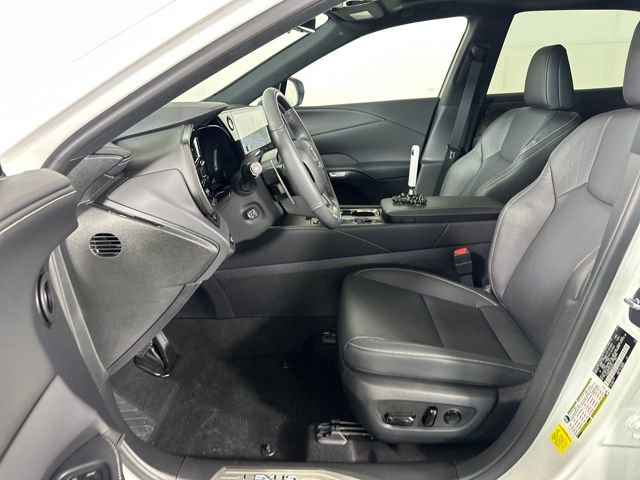 Used 2024 Lexus RX 350 w/ Convenience Package image 11