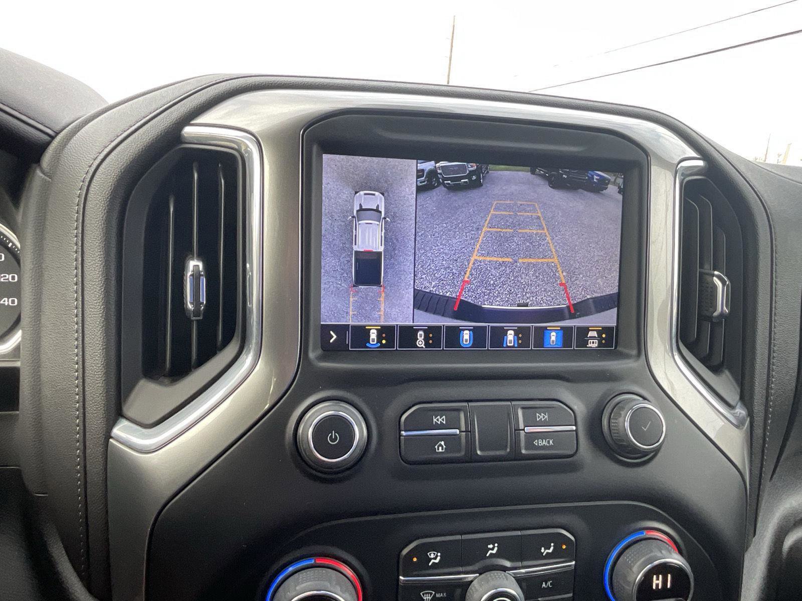 Used 2022 Chevrolet Silverado 2500 LTZ w/ LTZ Premium Package image 34