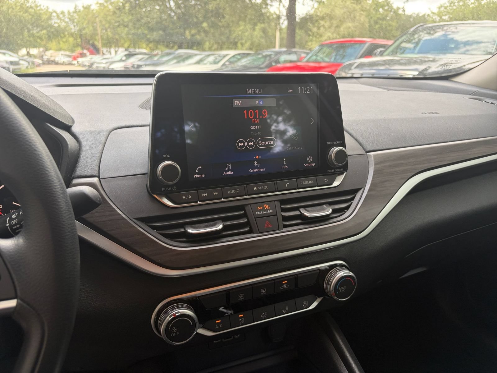 Used 2026 Nissan Altima 2.5 SV FWD image 20