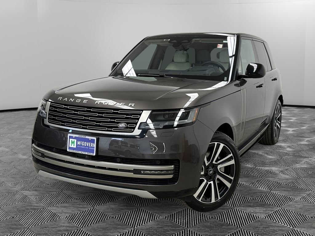 Used 2023 Land Rover Range Rover SE image 1