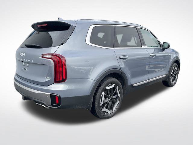 Used 2025 Kia Telluride S AWD/4WD image 31