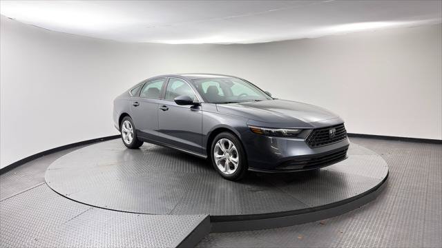 Used 2025 Honda Accord LX image 11