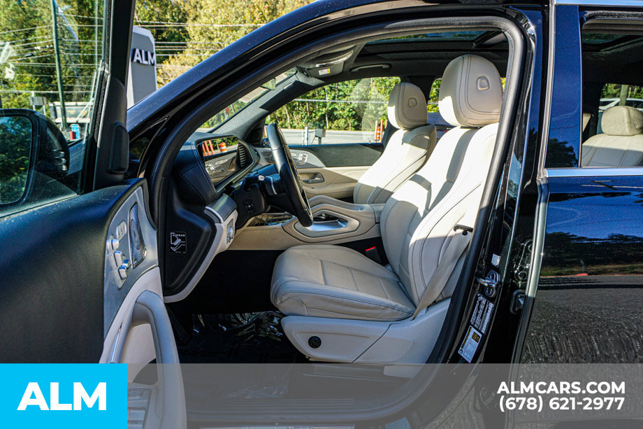 Used 2025 Mercedes-Benz GLS 450 4MATIC image 18