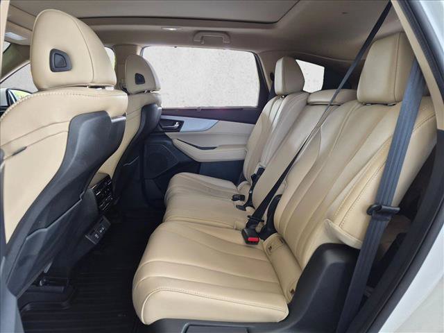 Certified 2023 Acura MDX FWD w/ Technology Package image 16