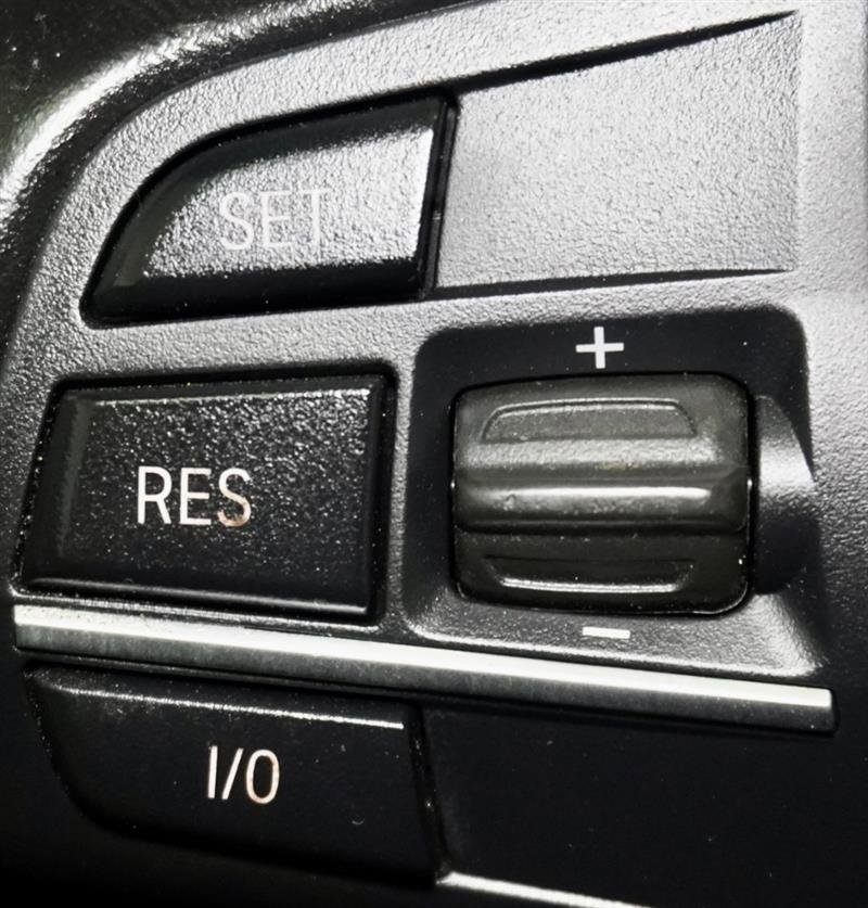 Used 2012 BMW 650i xDrive Convertible image 33