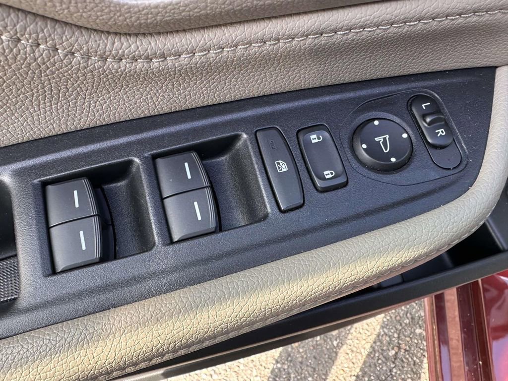 Used 2021 Honda Odyssey Touring image 9