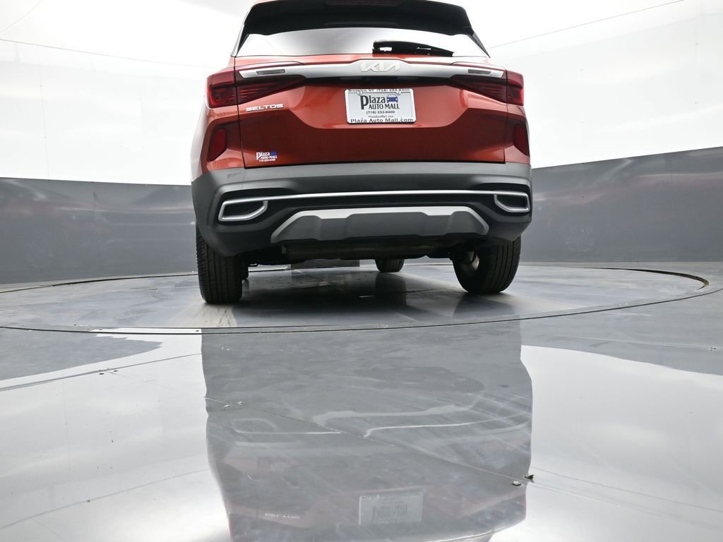 Certified 2022 Kia Seltos S image 30