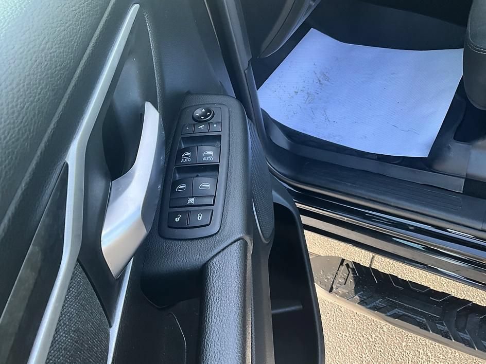 Used 2021 RAM 1500 Big Horn AWD/4WD image 14