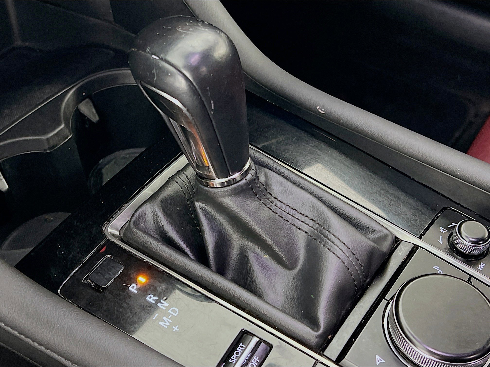 Used 2020 MAZDA MAZDA3 Hatchback w/ Premium Package image 11