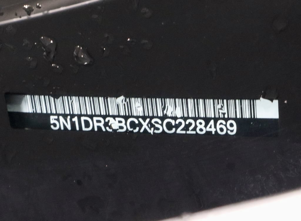 Certified 2025 Nissan Pathfinder SV AWD/4WD image 32