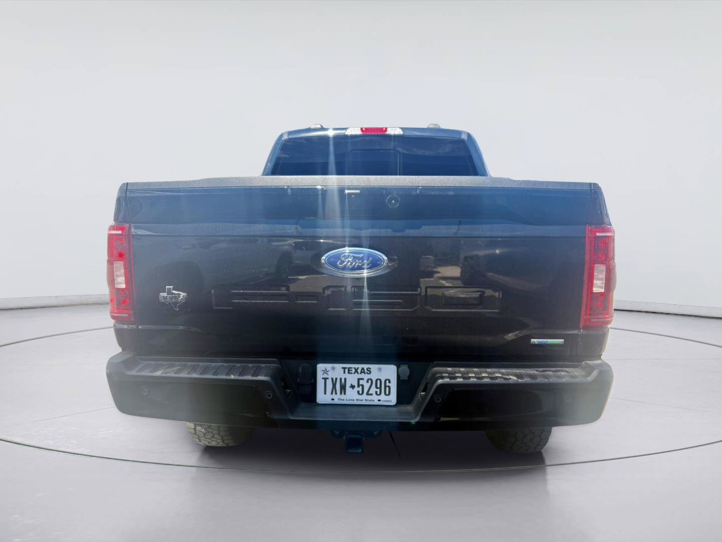 Used 2023 Ford F150 XLT w/ Equipment Group 302A High AWD/4WD image 4