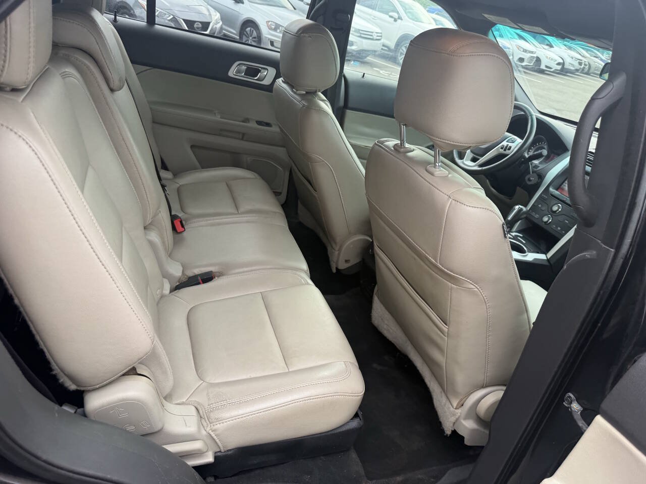Used 2015 Ford Explorer XLT w/ Equipment Group 202A AWD/4WD image 18