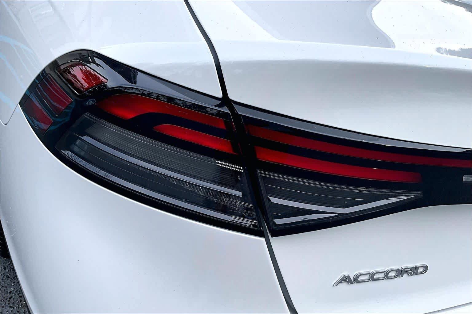 Certified 2023 Honda Accord EX image 29
