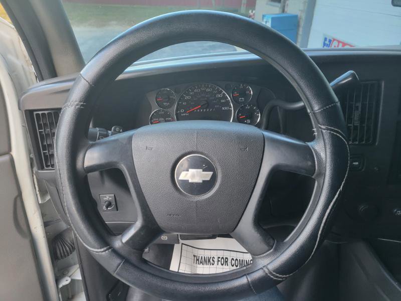 Used 2011 Chevrolet Express 1500 AWD image 30