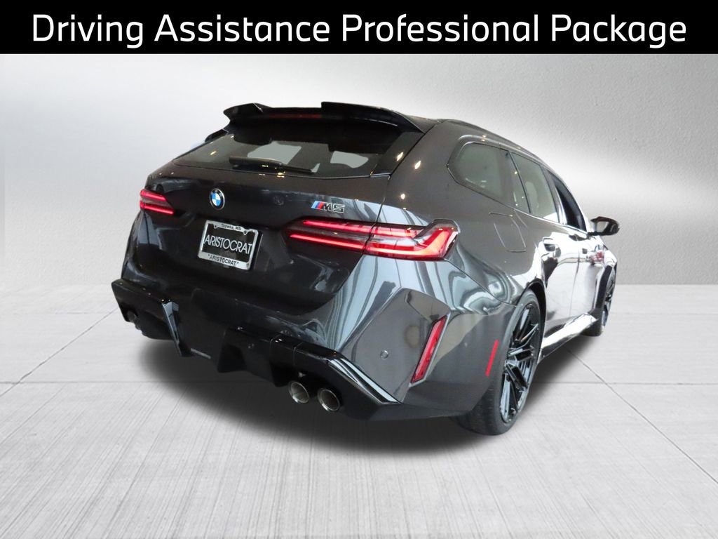 New 2026 BMW M5 Touring image 7