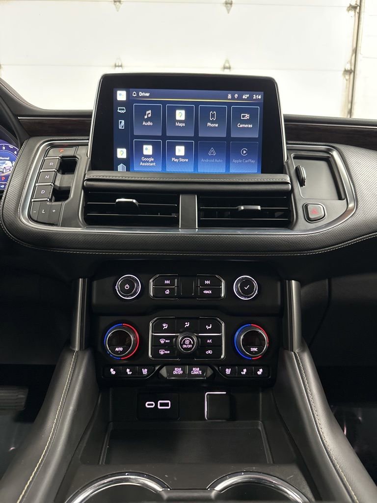 Used 2022 Chevrolet Tahoe Premier AWD/4WD image 25
