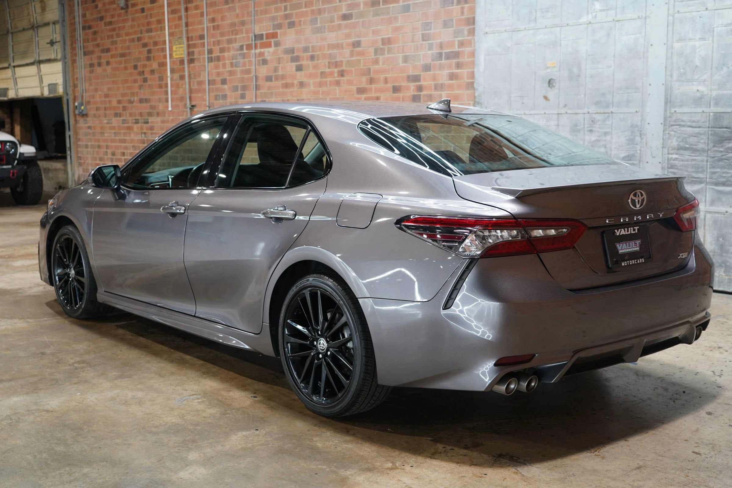 Used 2023 Toyota Camry XSE image 12