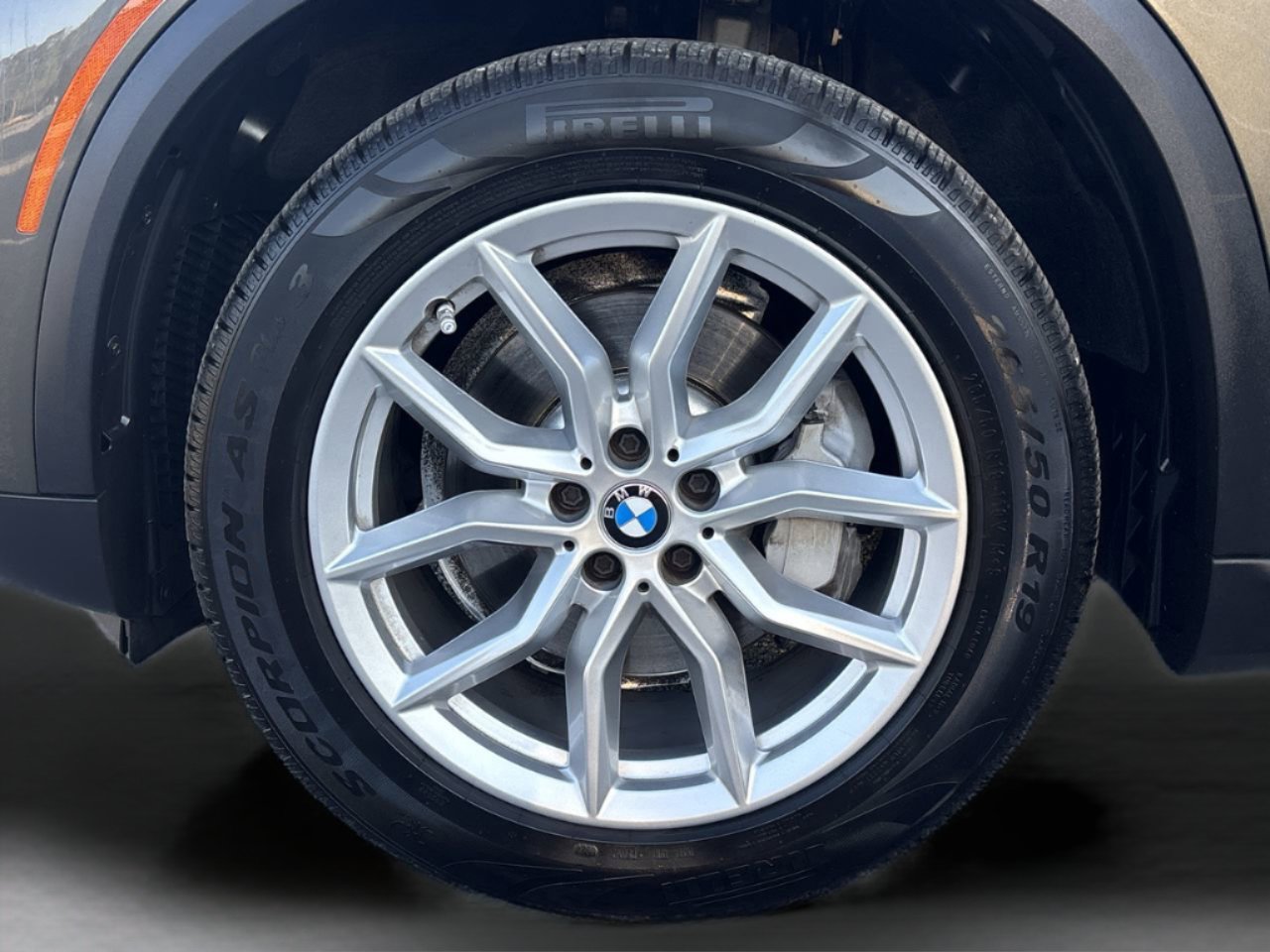 Used 2022 BMW X5 xDrive40i w/ Executive Package image 35