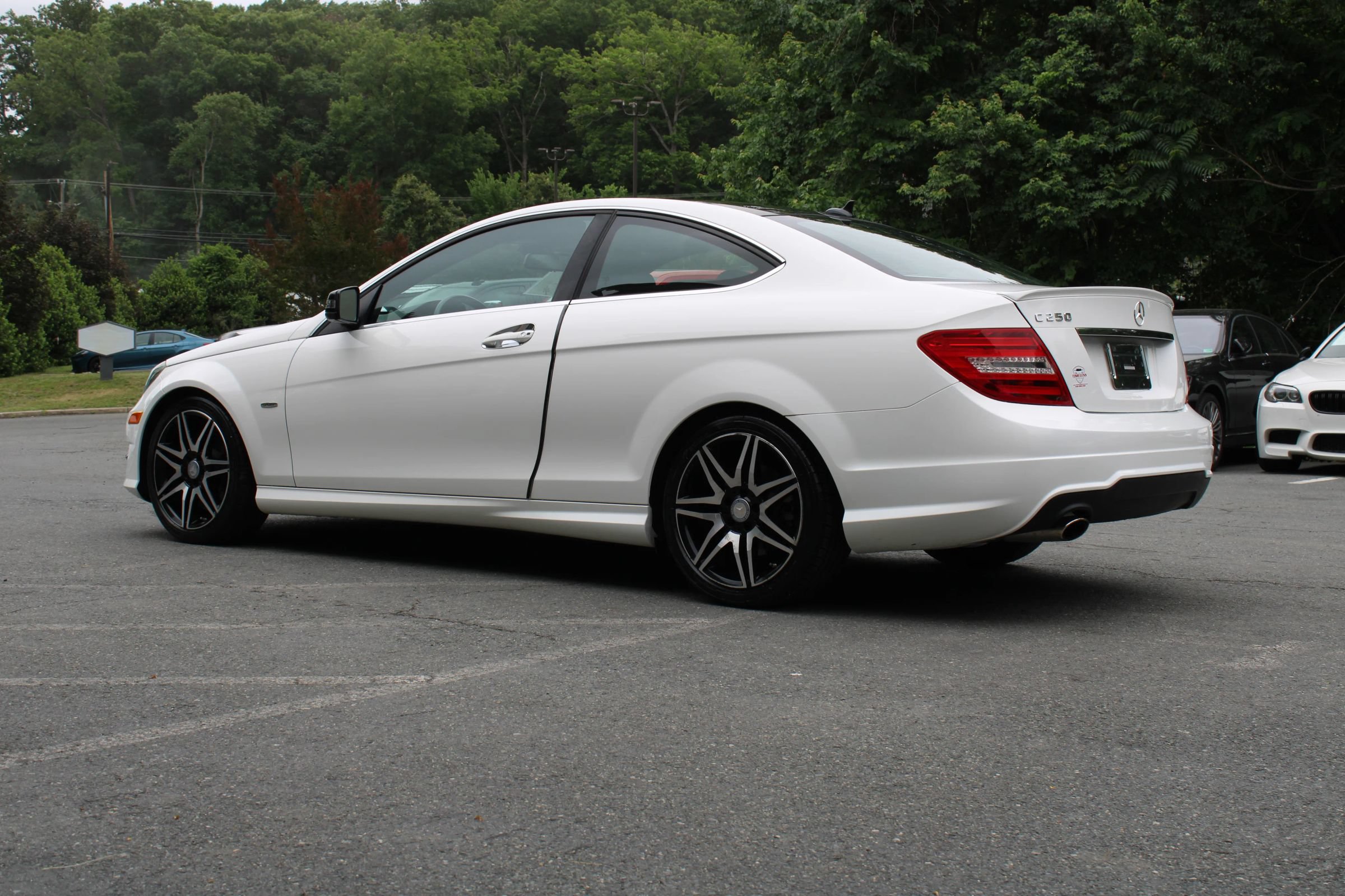 Used 2015 Mercedes-Benz C 250 Coupe w/ Sport Package image 4