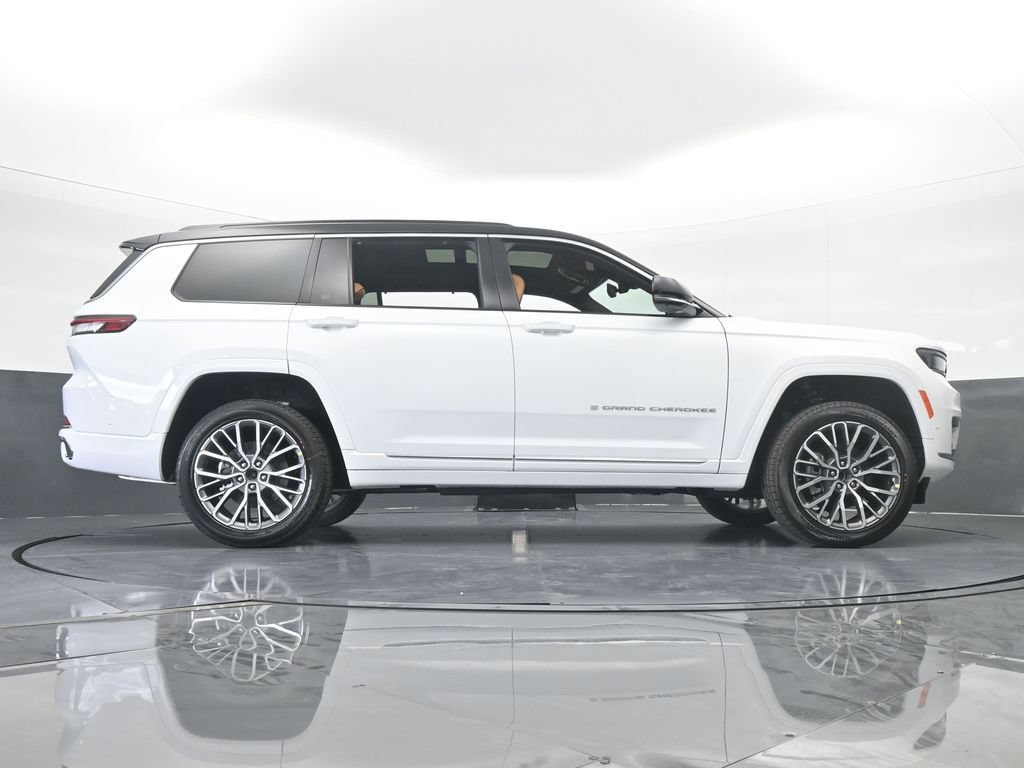 New 2025 Jeep Grand Cherokee L Summit AWD/4WD image 60