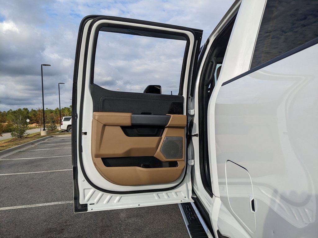 Used 2023 Ford F250 Lariat w/ Chrome Package image 62