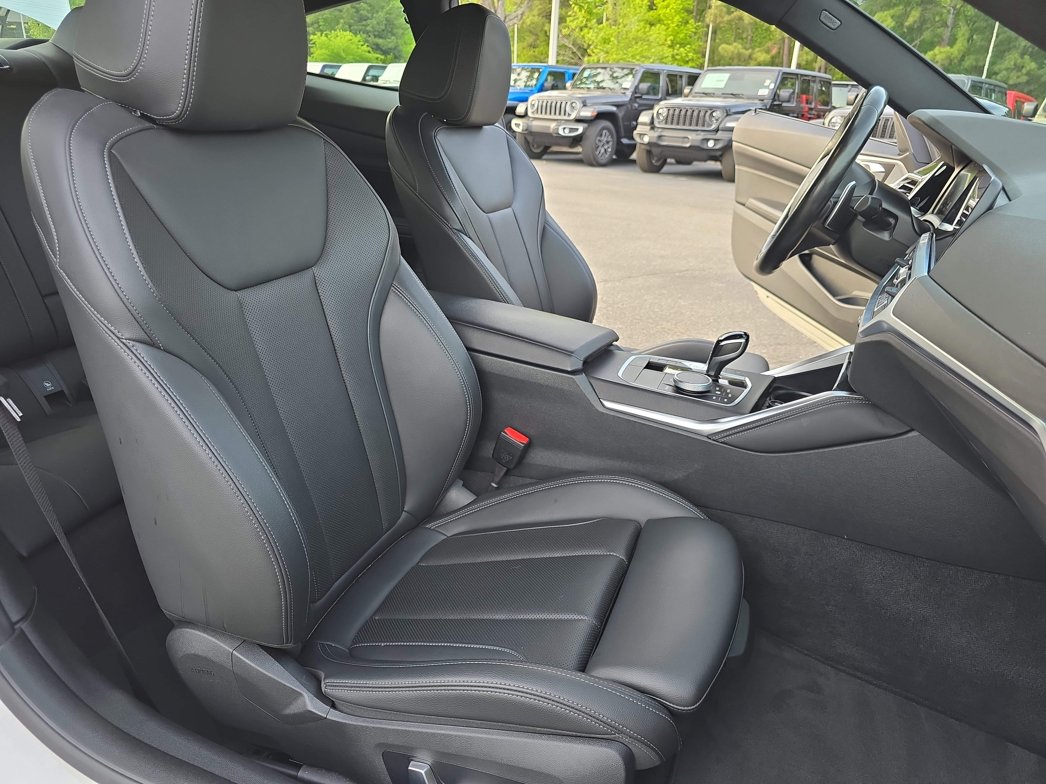 Used 2023 BMW M440i Coupe w/ Premium Package RWD image 10