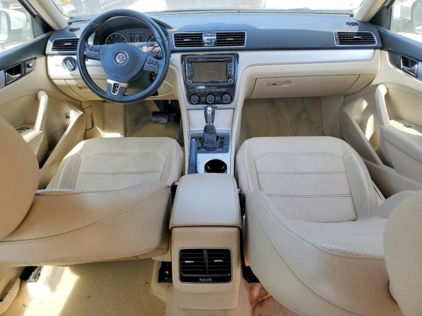 Used 2013 Volkswagen Passat 2.5 SE image 7