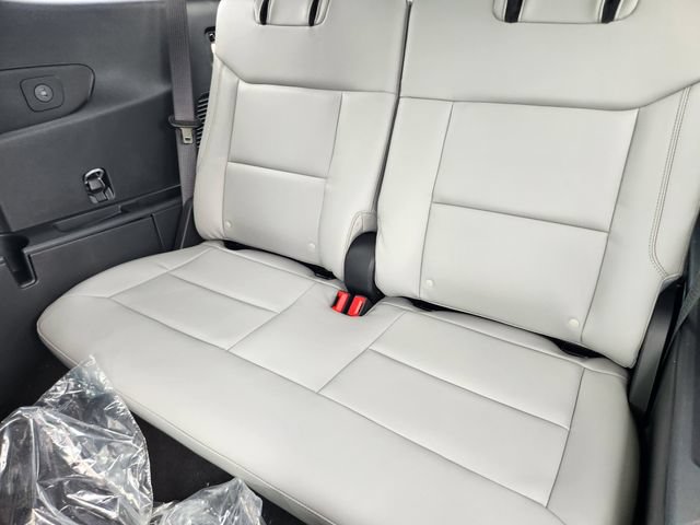New 2026 Ford Explorer Active w/ Active Comfort Package RWD image 31