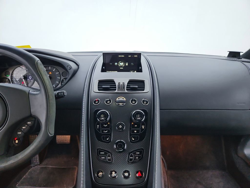 Used 2015 Aston Martin Vanquish Coupe image 74