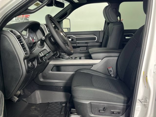 New 2026 RAM 2500 Big Horn AWD/4WD image 24