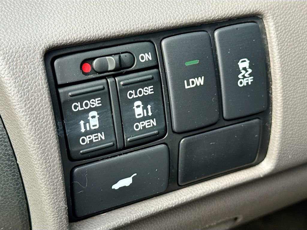Used 2016 Honda Odyssey EX-L image 11