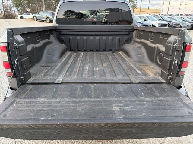 Used 2023 Nissan Frontier SV w/ Tow Package image 13