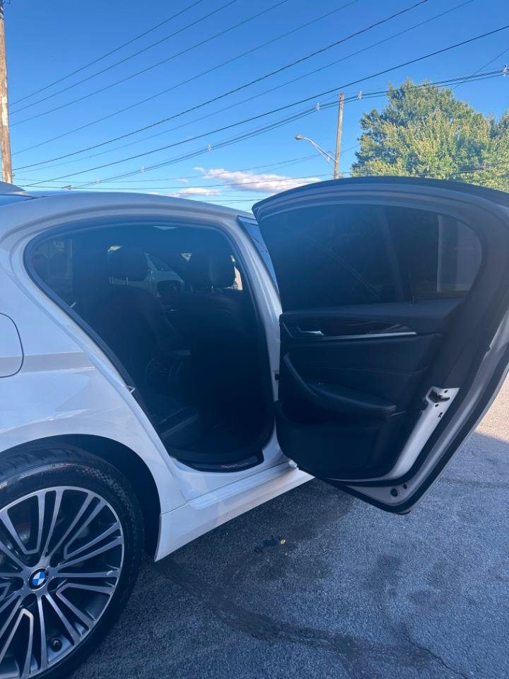 Used 2018 BMW 530i xDrive w/ Premium Package AWD/4WD image 23
