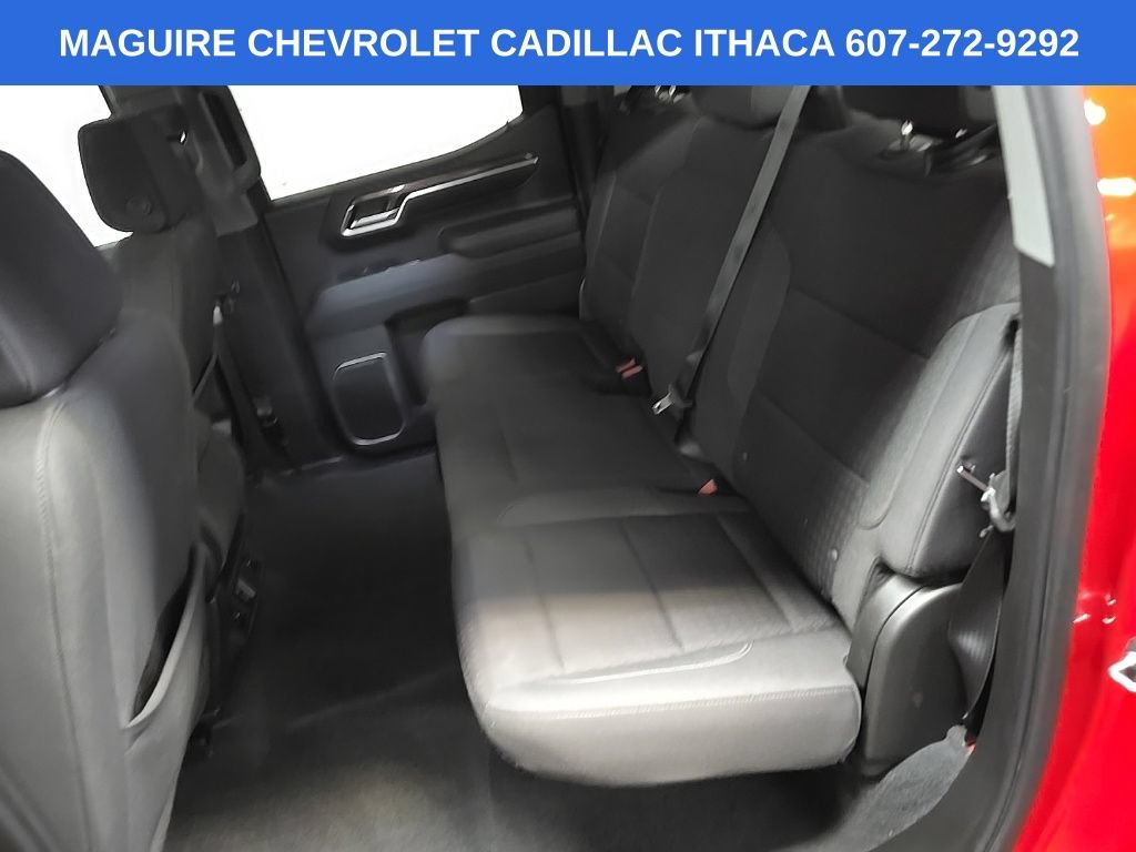 Used 2022 Chevrolet Silverado 1500 LT AWD/4WD image 33