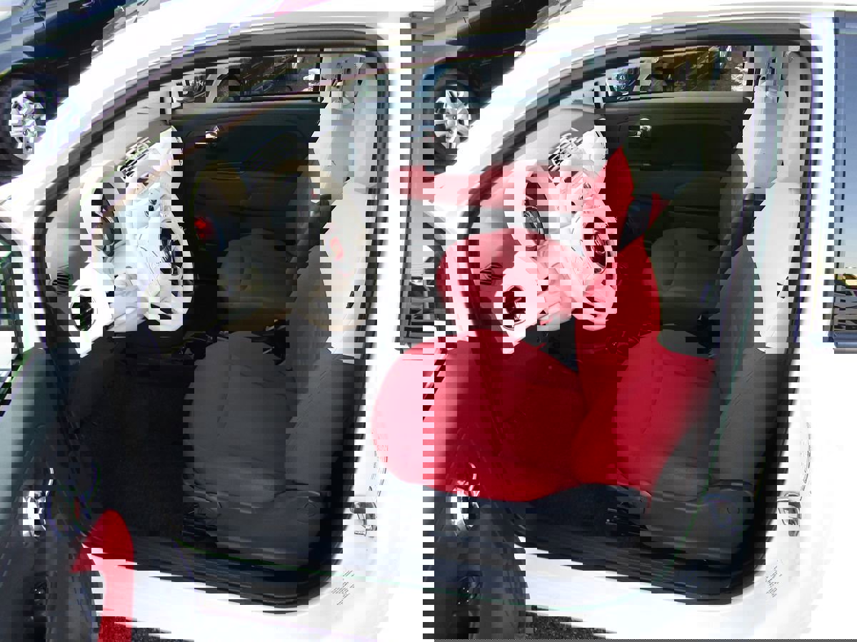 Used 2012 FIAT 500 Pop w/ Bose Premium Audio Pkg image 4