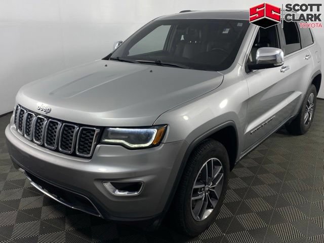 Used 2017 Jeep Grand Cherokee Limited w/ Luxury Group II AWD/4WD image 3