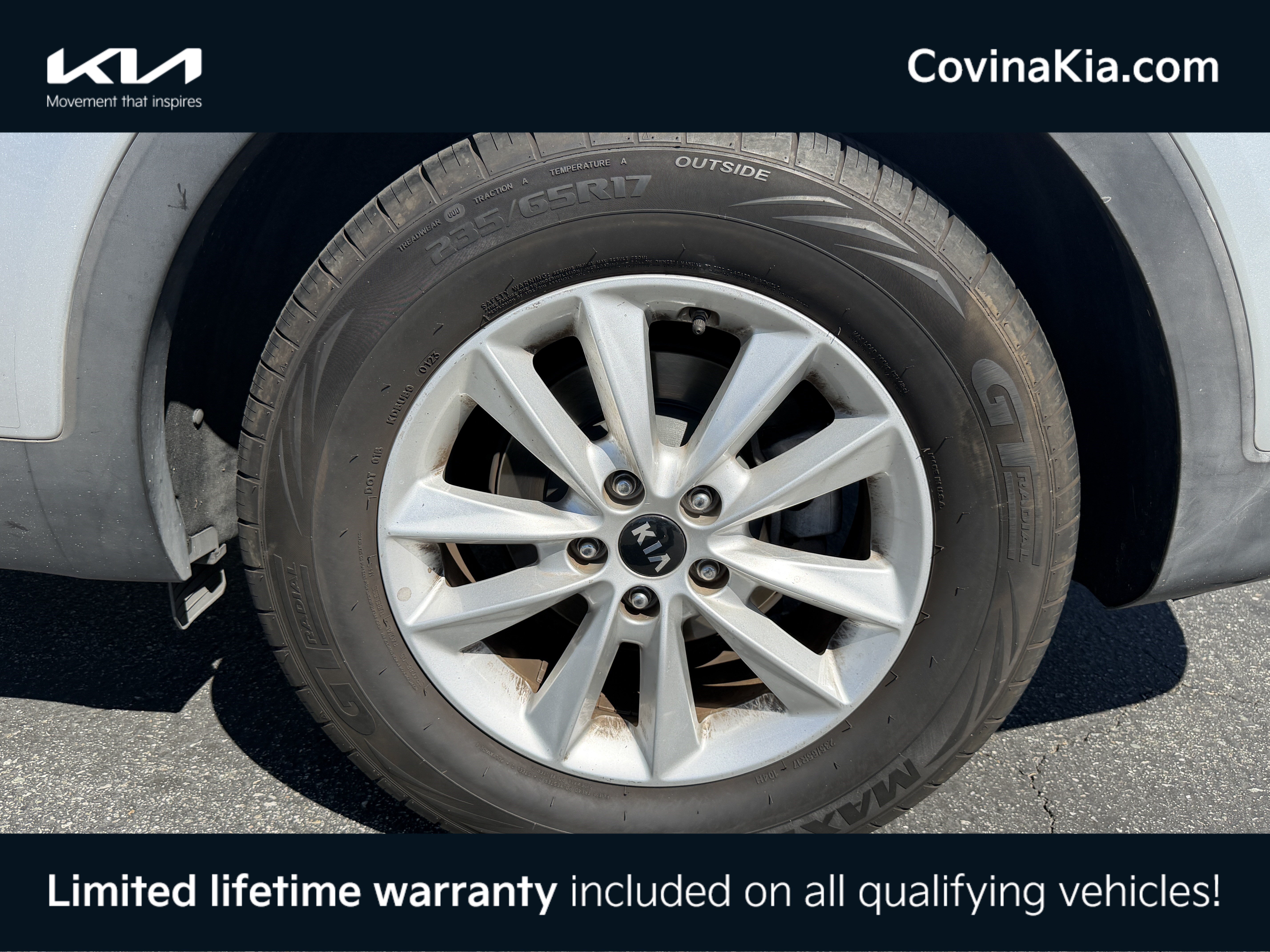 Used 2020 Kia Sorento LX FWD image 9