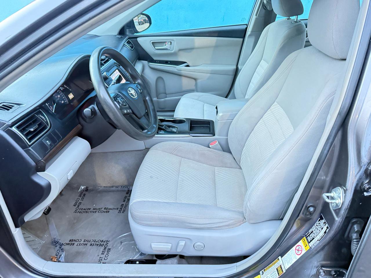 Used 2015 Toyota Camry LE FWD image 10